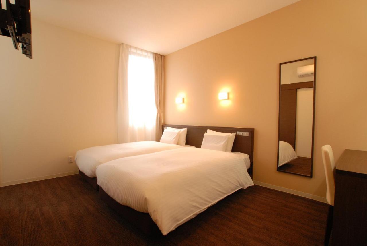 Ab Hotel Isesaki Exteriör bild