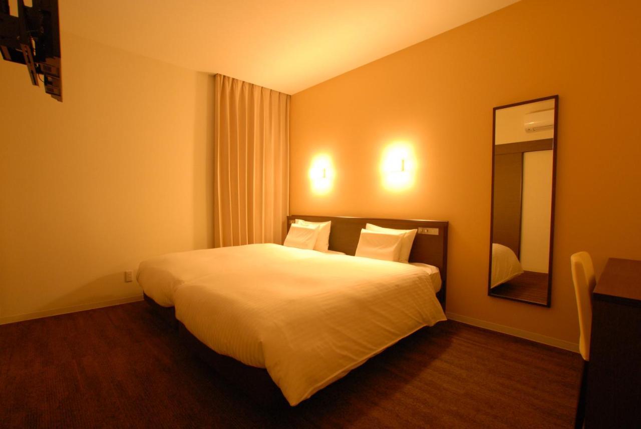 Ab Hotel Isesaki Exteriör bild