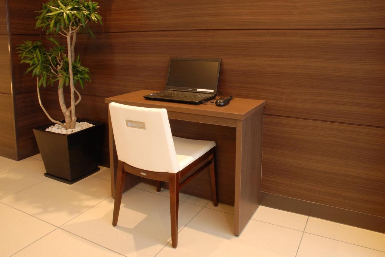 Ab Hotel Isesaki Exteriör bild