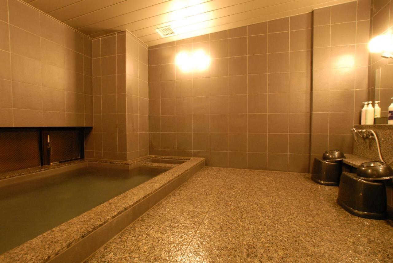 Ab Hotel Isesaki Exteriör bild